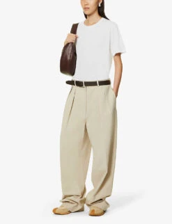 Front Page 5 Front Page -Ted Baker Store R03900778 WHITE ALT01