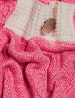 CLAUDIE PIERLOT Sleeveless Decorative-buttoned Knitted Vest 11 CLAUDIE PIERLOT Sleeveless Decorative-buttoned Knitted Vest -Ted Baker Store R04103405 ROSES ALT04