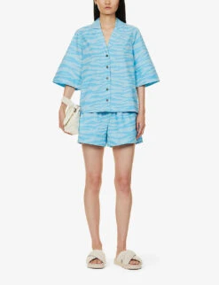 Ganni Tiger-print Boxy-fit Organic-cotton Shirt 8 Ganni Tiger-print Boxy-fit Organic-cotton Shirt -Ted Baker Store R04152881 ETHEREALBLUE ALT01